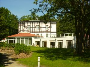 Stellenangebote Ostseehotel Waldschlösschen, Ostseebad Prerow Stellenangebote Ostseehotel Waldschlösschen, Ostseebad Prerow