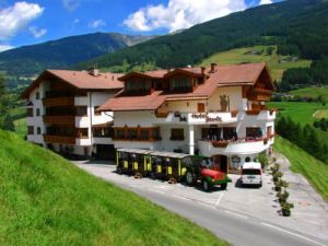 Stellenangebote Hotel Stolz, Mühlbachl Stellenangebote Hotel Stolz, Mühlbachl
