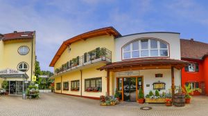 Stellenangebote Hotel-Restaurant zum Ochsen, Schallstadt (Freiburg)